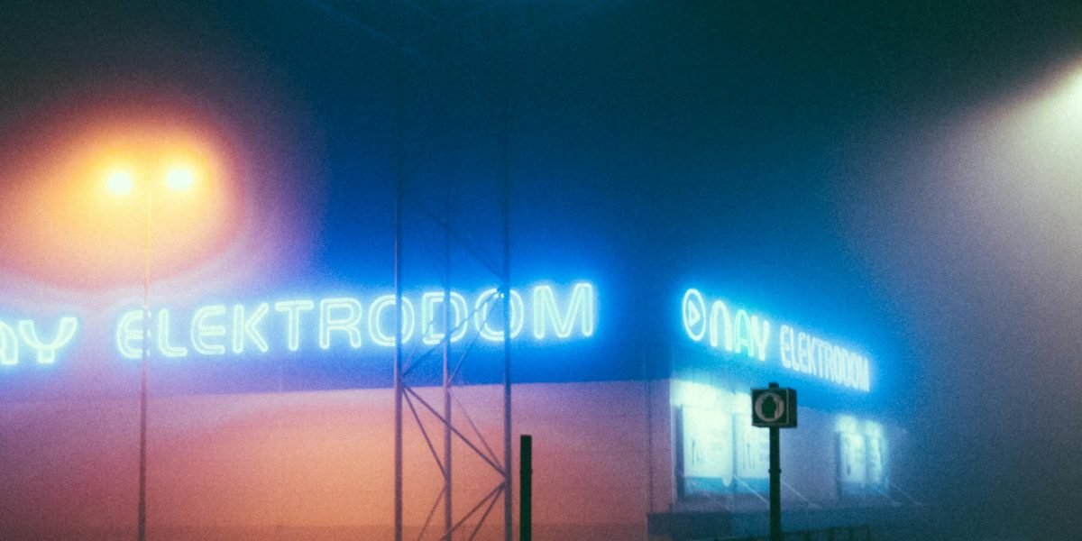 This article cuts through streaming overload with an expert‑curated guide to the best sci‑fi movies of the 1980s, highlighting ten essential films that still in...
