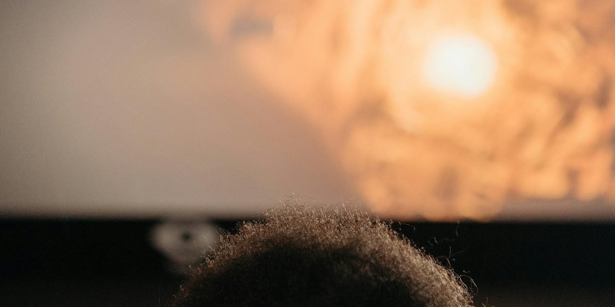 This article curates the standout science‑fiction films to watch now, opening with the 2025 psychological thriller Him and expanding into big‑budget epics, inte...